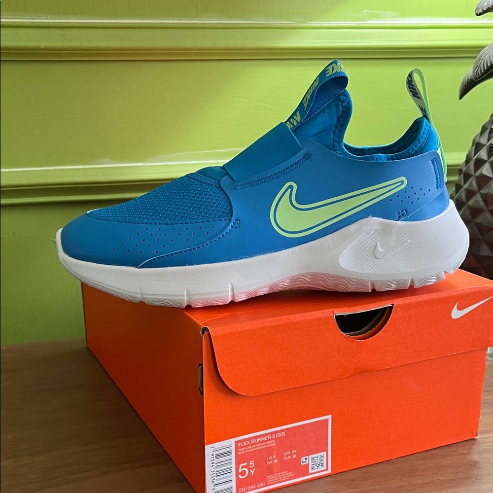 Nike Kids Blue and Lime Sneakers